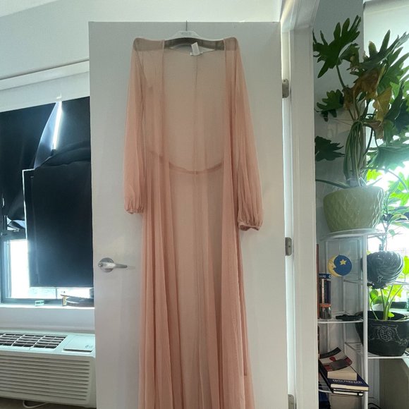 Excellent Condition Pink Chiffon Mesh Robe, Sz. Medium - Picture 5 of 12